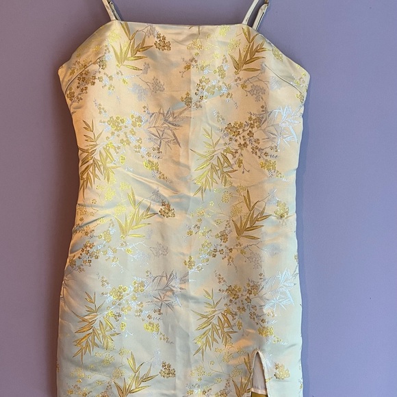 NWT| Jacquard yellow dress 👗 | Forever 21 Women’s Size_S

22 - Picture 4 of 15